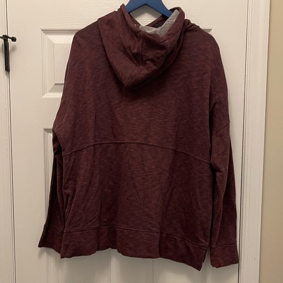 Carhartt Women's Burgundy & Black Hoodie - Picture 6 of 7